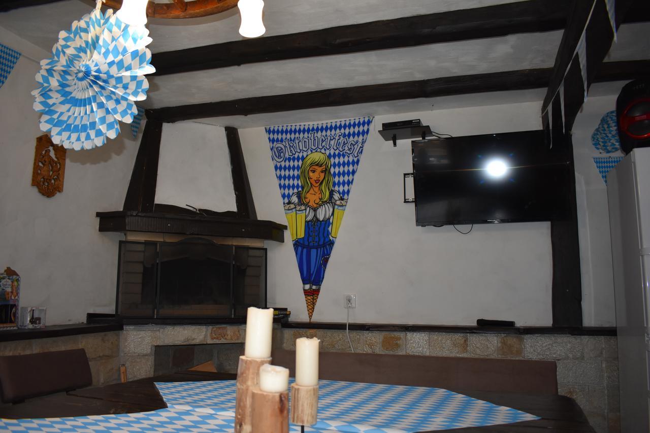 Bavaria House 호텔 고베다르치 외부 사진